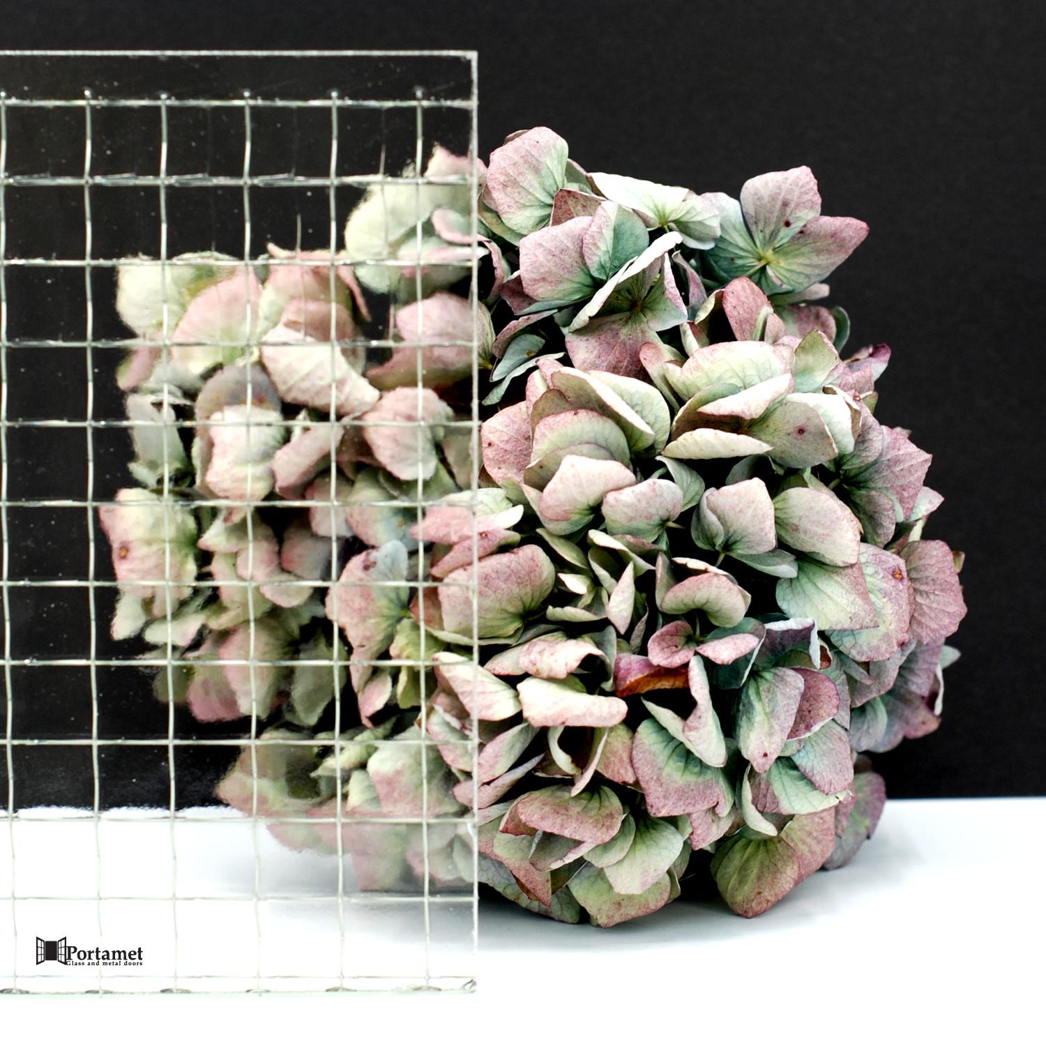 Szyba zbrojona do drzwi loftowych Portamet